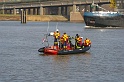 persoon te water brug merwede DDT 9-2-10